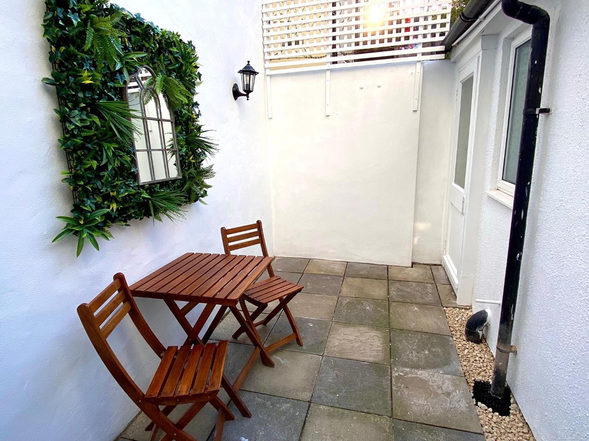 Kemptown Courtyard Apartment 브라이턴 외부 사진
